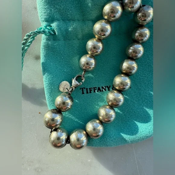 Tiffany & Co. Ball Bracelet pre loved - Picture 7 of 9
